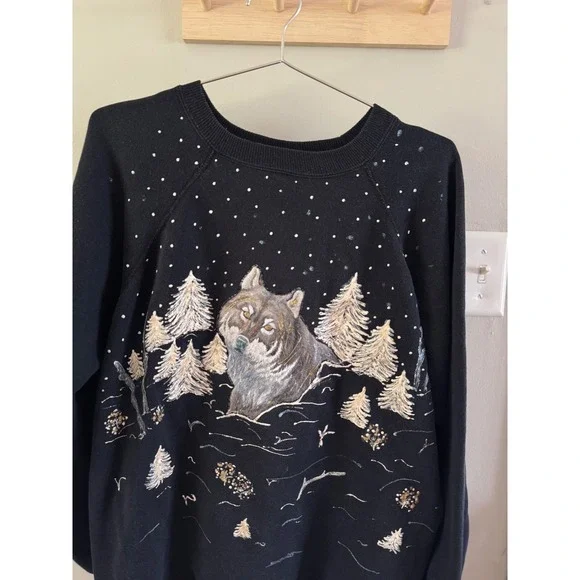 vintage puff paint wolf crewneck - Picture 2 of 4